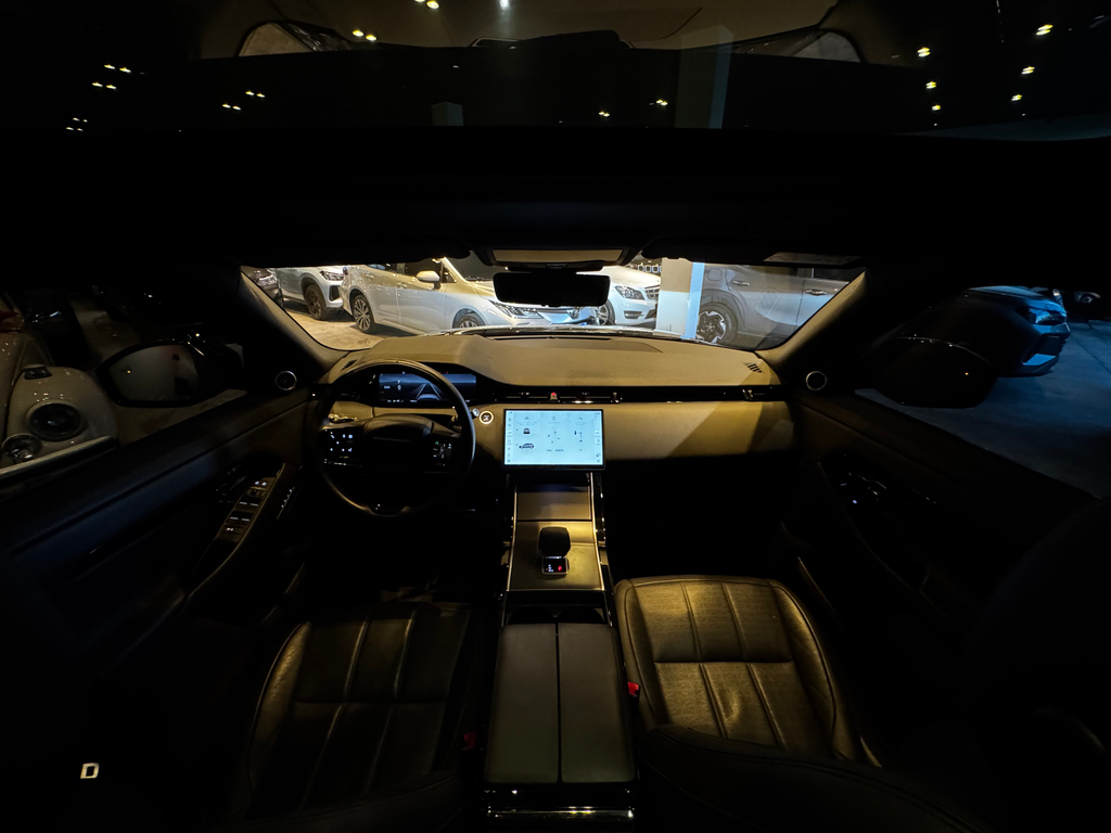 Land Rover Range Rover Evoque Preto