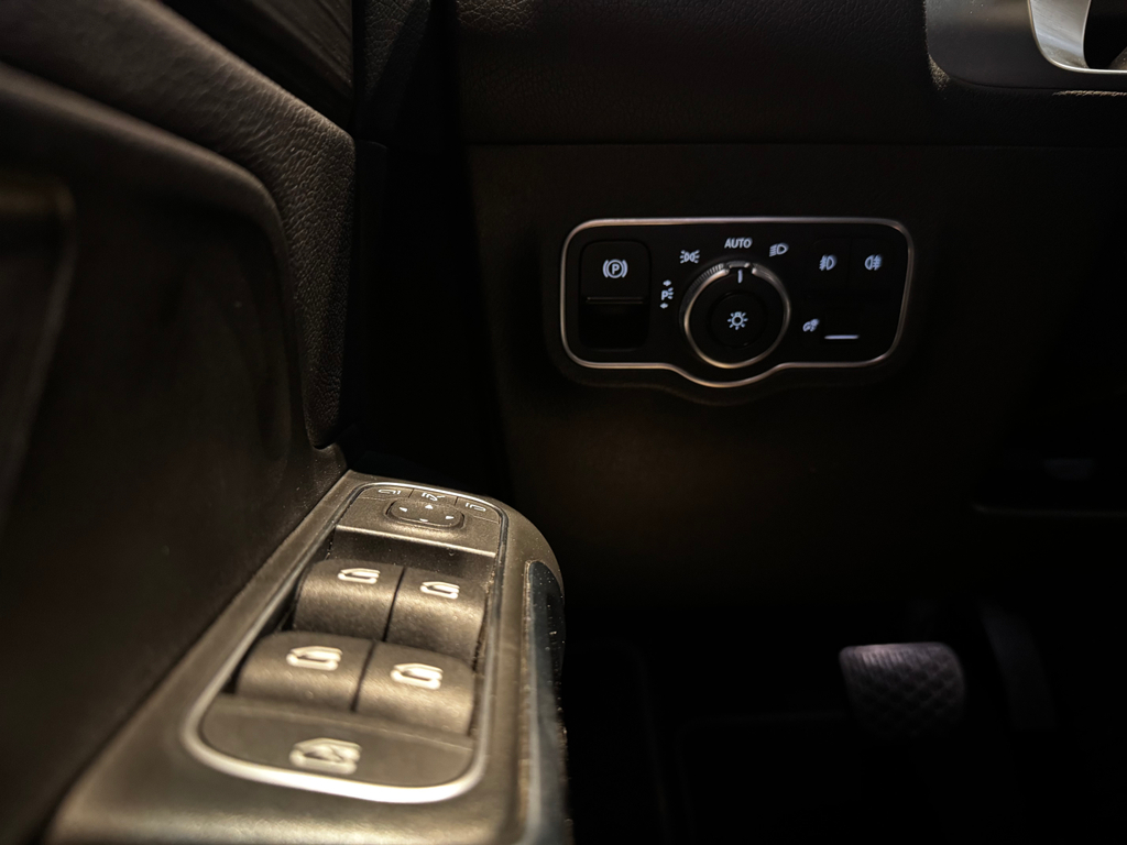Mercedes Benz GLB 200 Branco