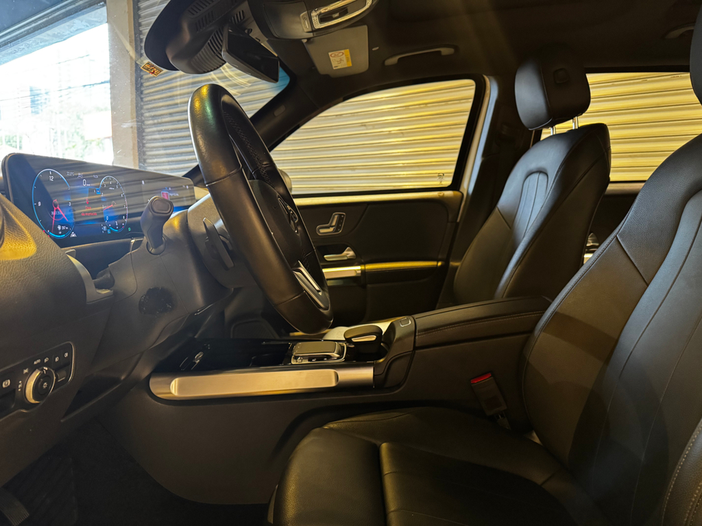 Mercedes Benz GLB 200 Branco