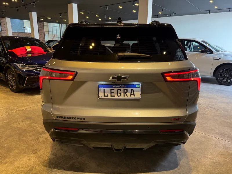 Chevrolet Equinox Prata