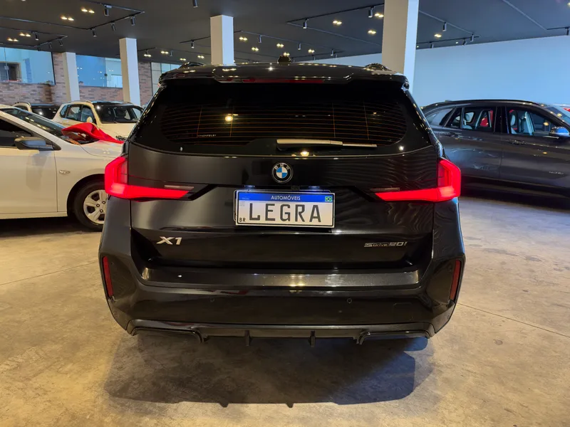BMW X1 Preto