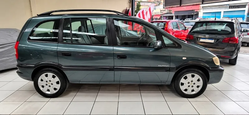 Chevrolet Zafira Cinza