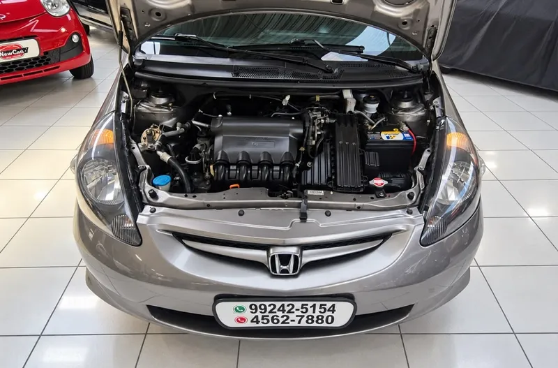 Honda Fit Cinza