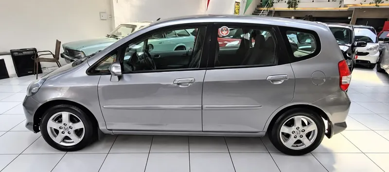 Honda Fit Cinza