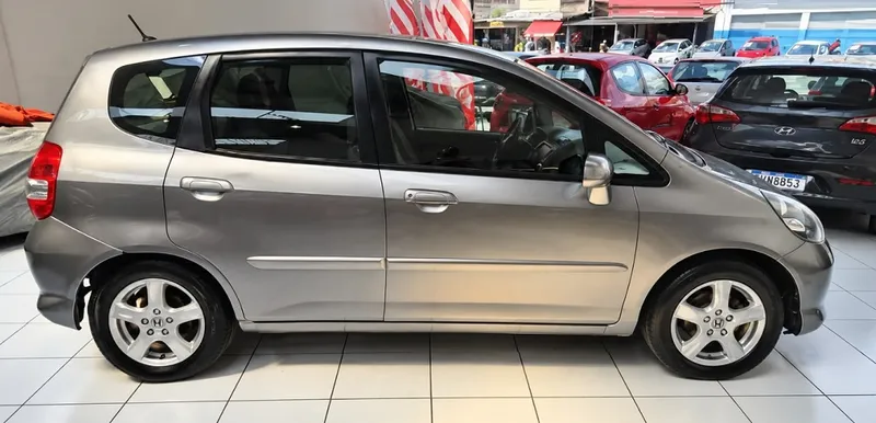Honda Fit Cinza