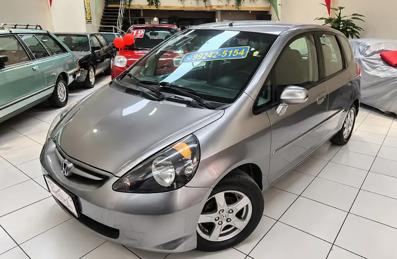 Honda Fit Cinza