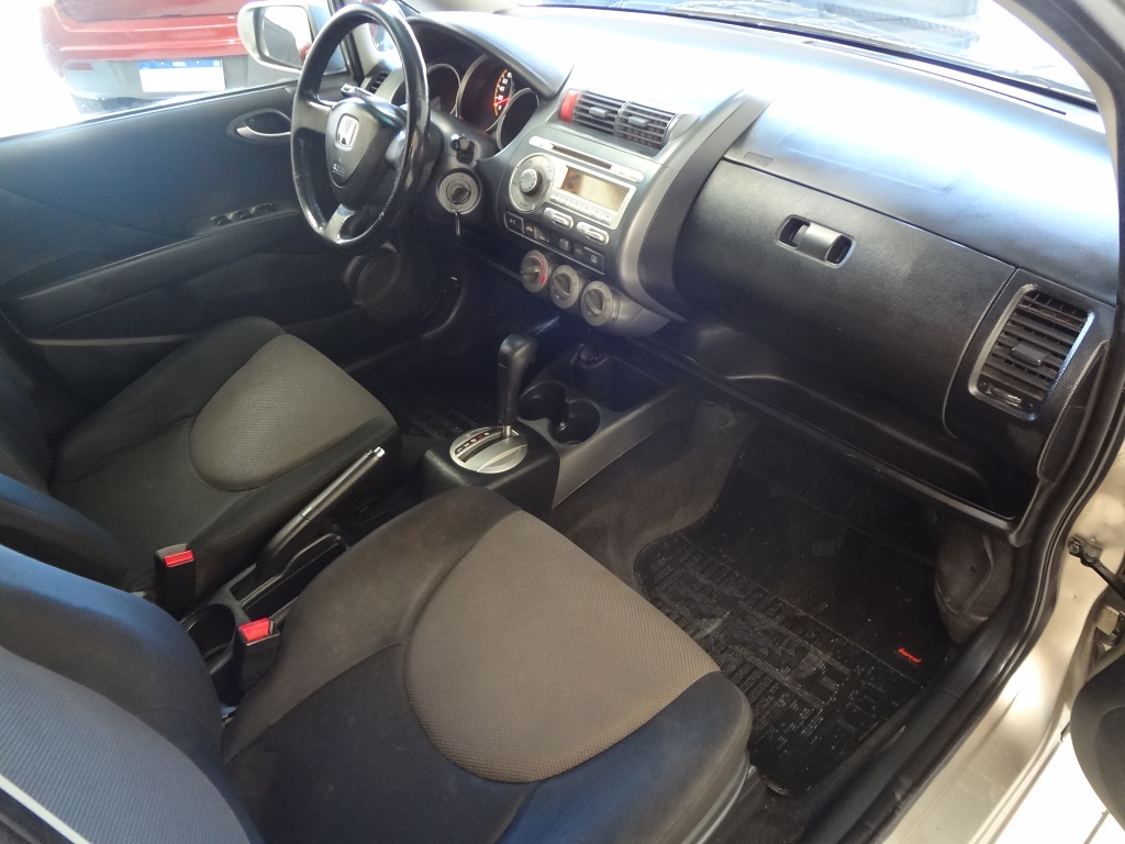 Honda Fit Dourado