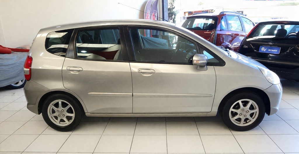 Honda Fit Dourado
