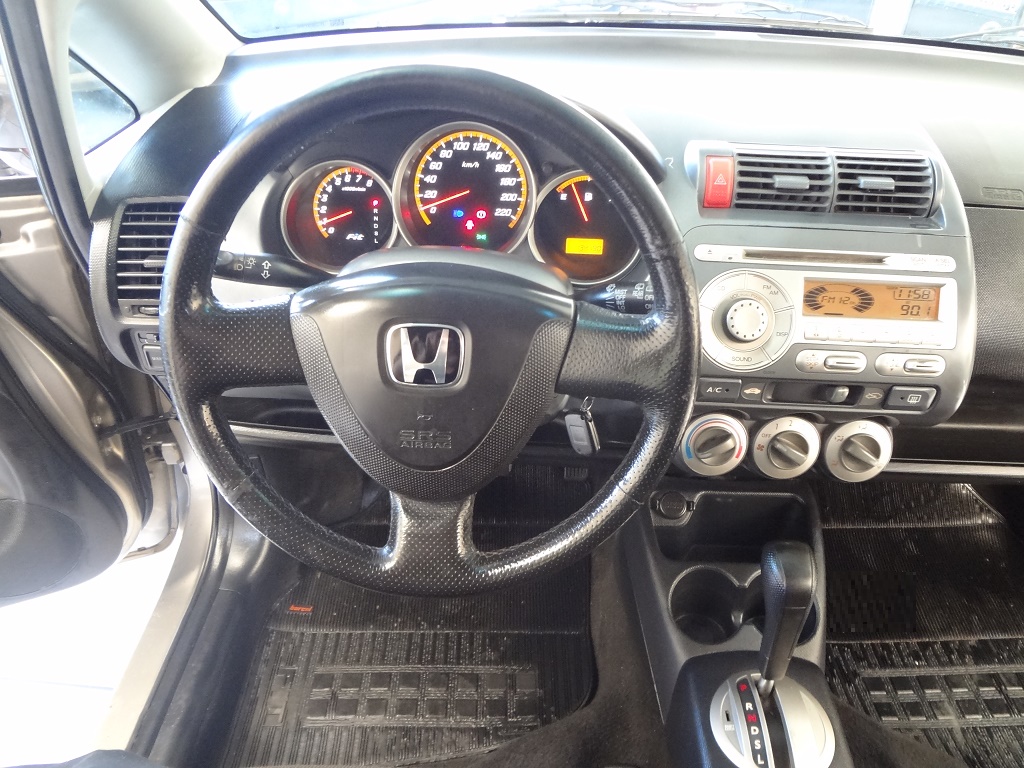 Honda Fit Dourado