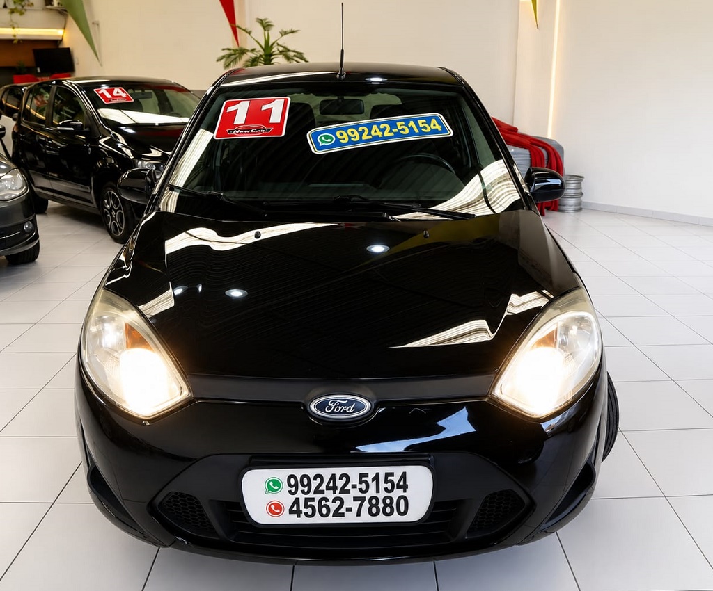 Ford Fiesta Preto