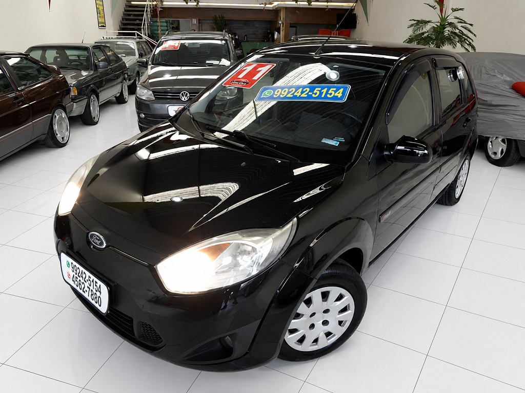 Ford Fiesta Preto