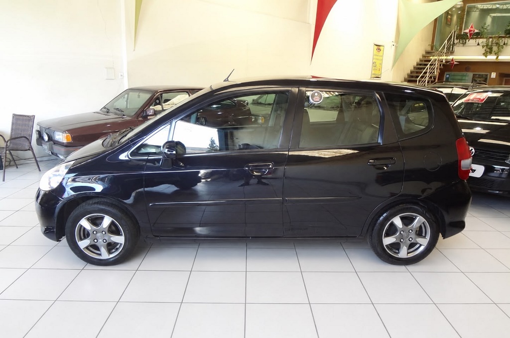 Honda Fit Preto