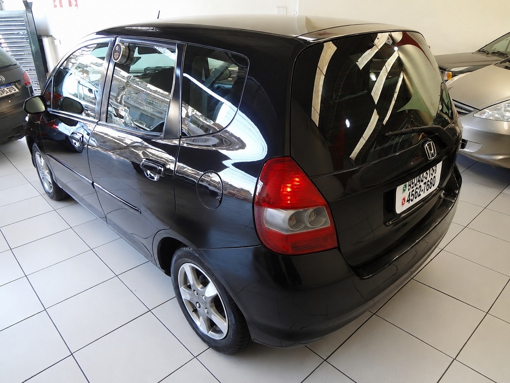 Honda Fit Preto