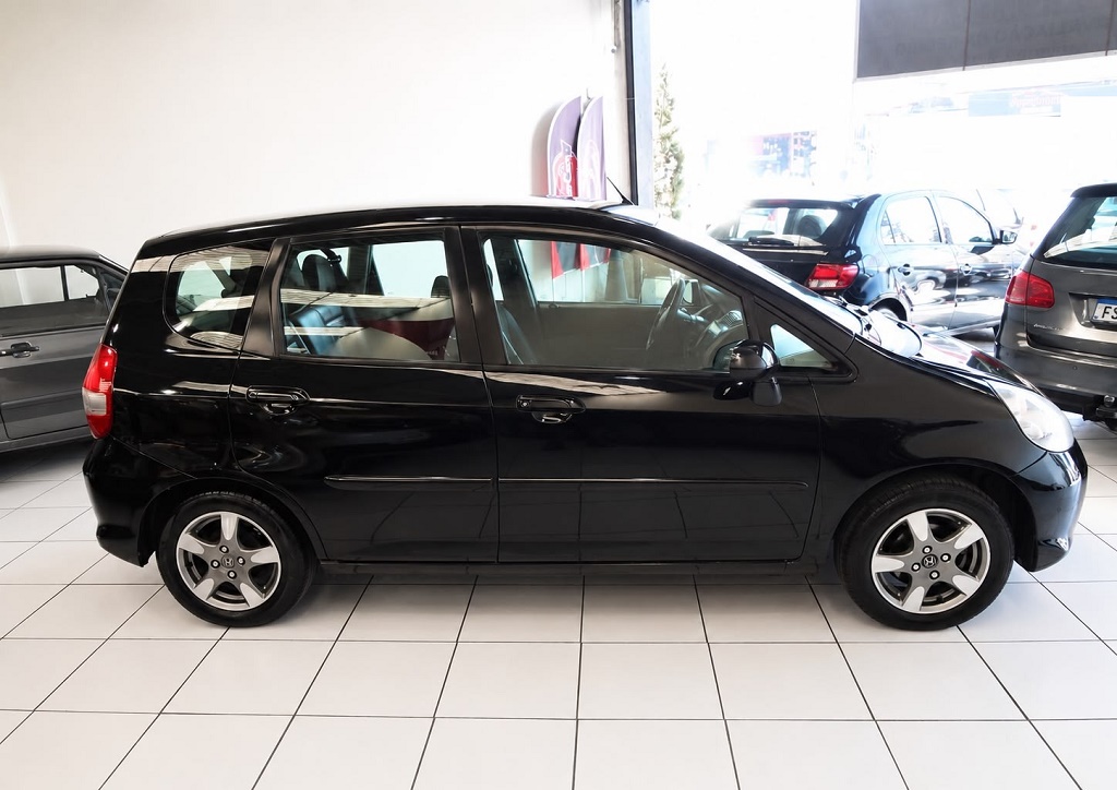 Honda Fit Preto