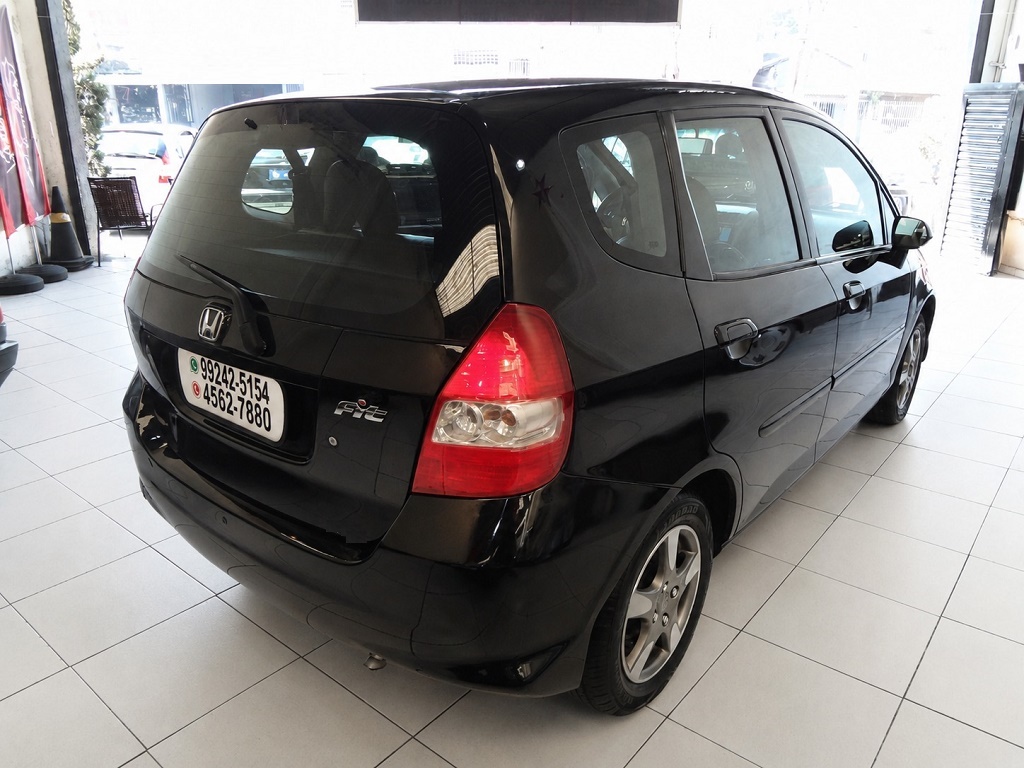 Honda Fit Preto