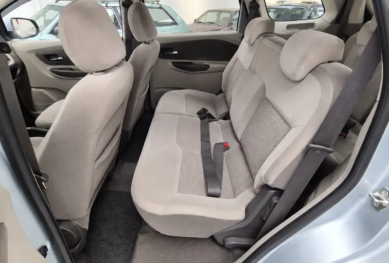Chevrolet Spin Prata