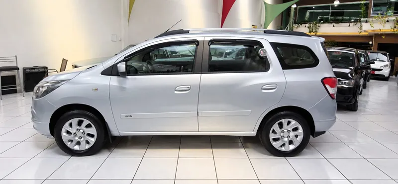 Chevrolet Spin Prata