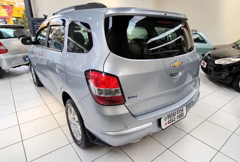 Chevrolet Spin Prata