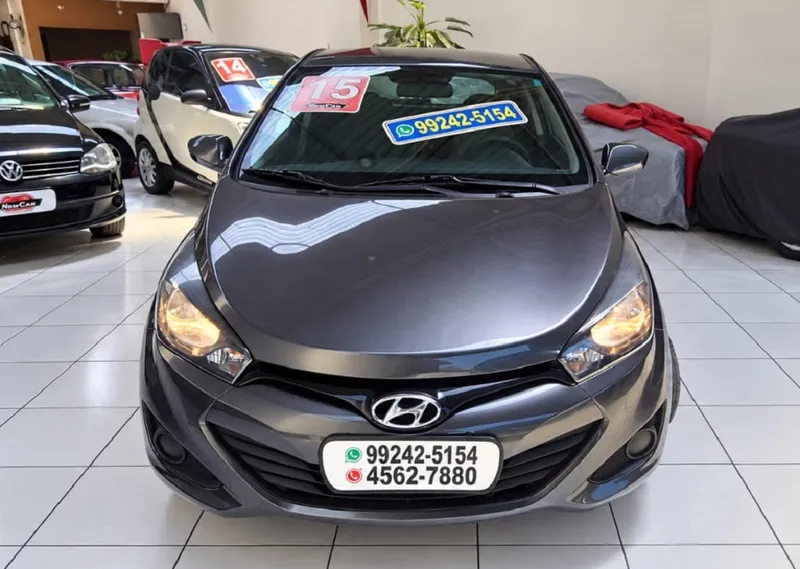 Hyundai HB20 Cinza