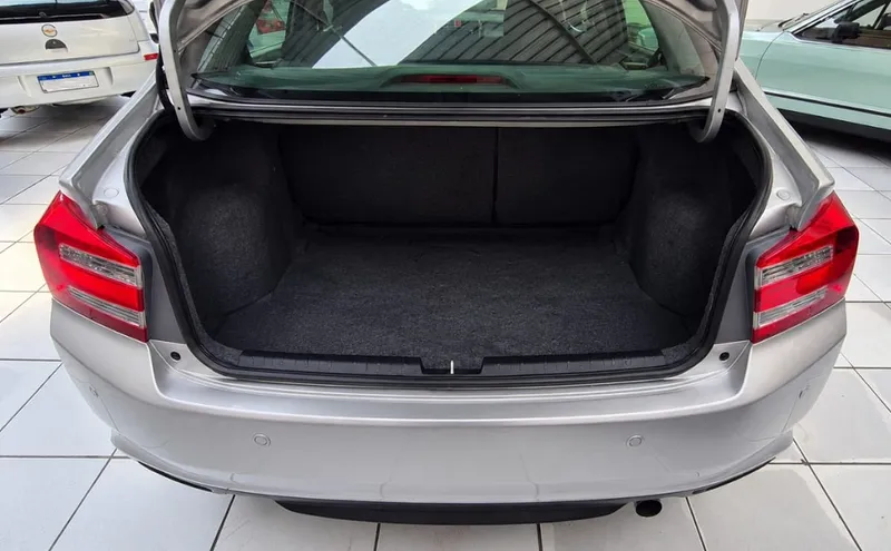 Honda City Prata