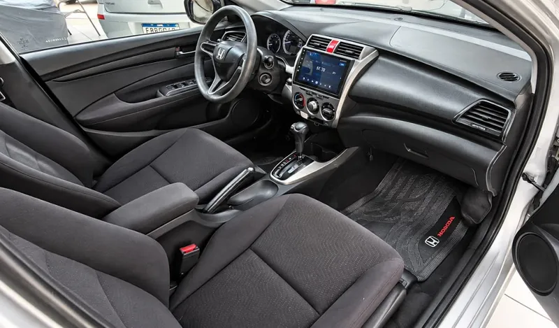 Honda City Prata