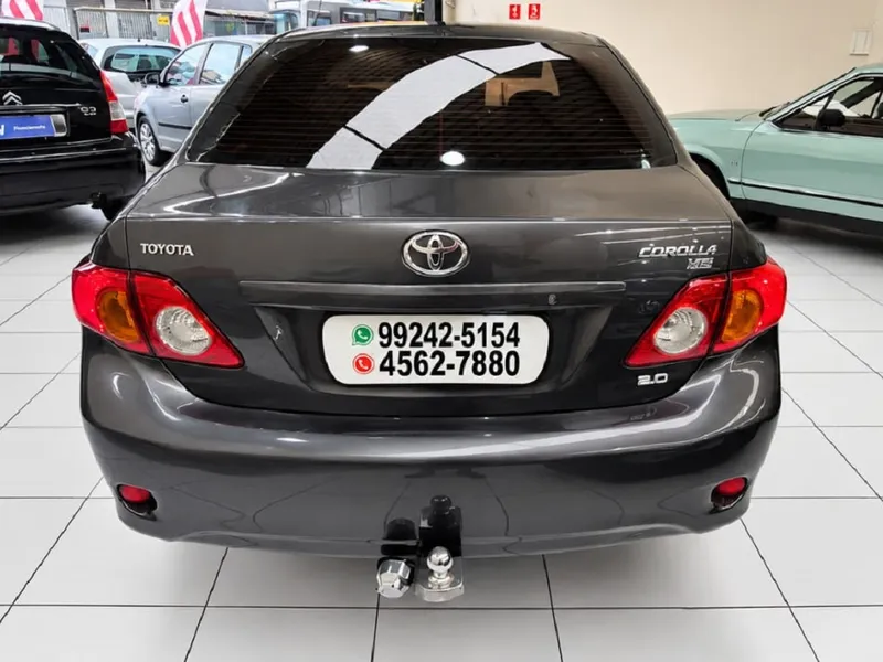 Toyota Corolla Cinza