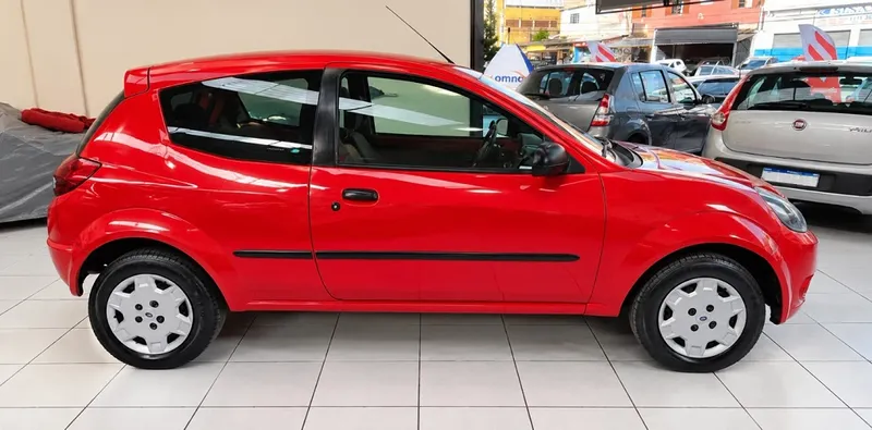 Ford Ka Vermelho