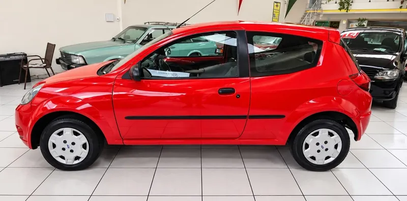 Ford Ka Vermelho