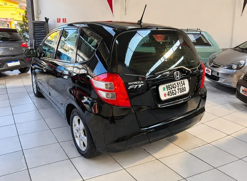 Honda Fit Preto