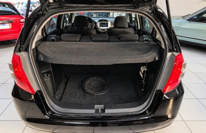 Honda Fit Preto