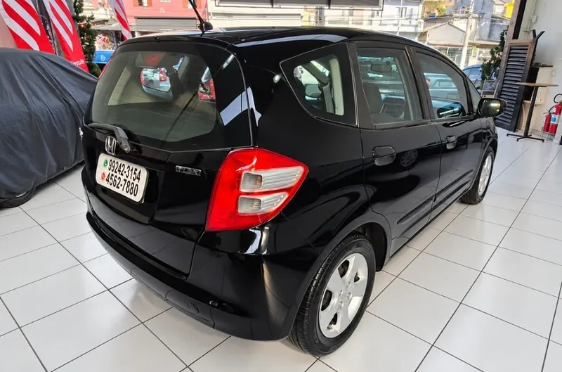 Honda Fit Preto