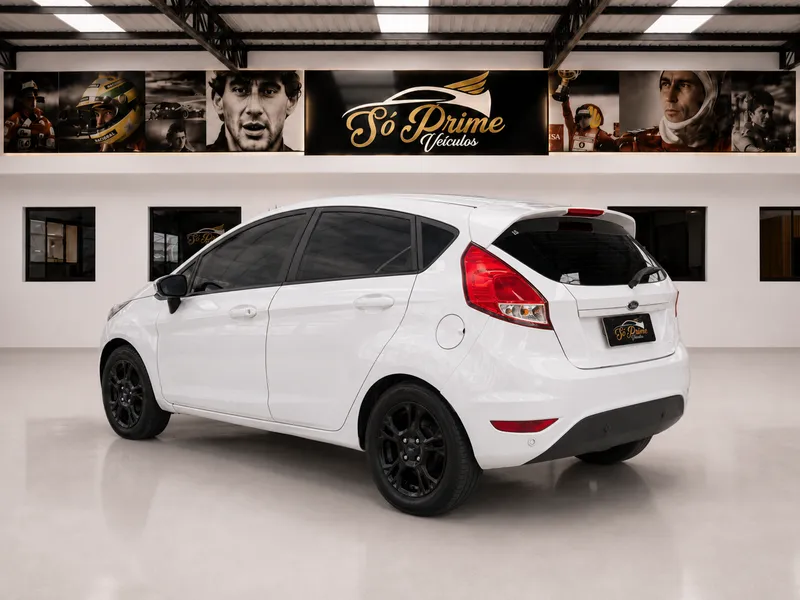 Ford New Fiesta Hatch Branco