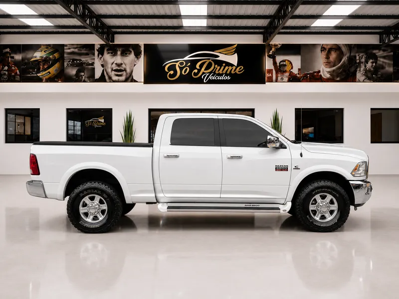 Dodge RAM Branco