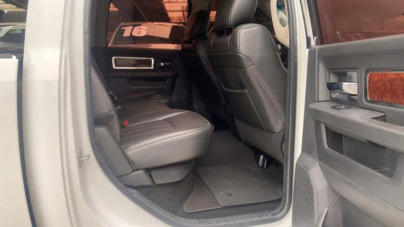 Dodge RAM Branco
