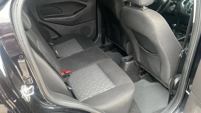 Ford Ka Hatch Preto