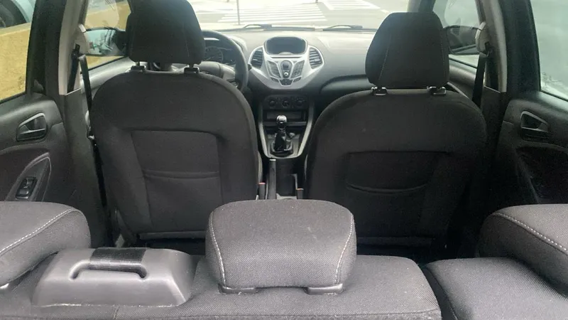 Ford Ka Hatch Preto