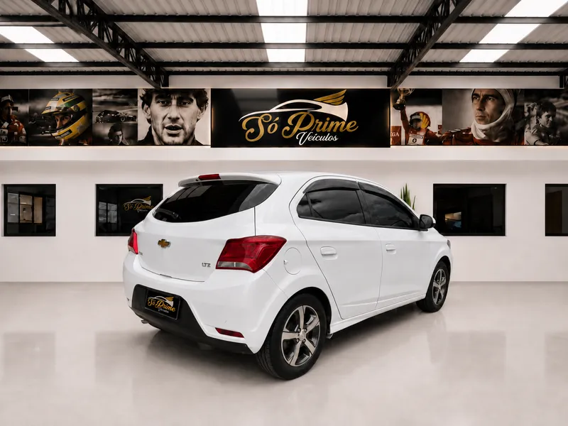 Chevrolet Onix Branco