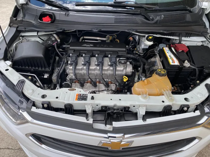 Chevrolet Onix Branco