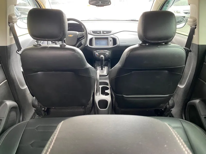 Chevrolet Onix Branco
