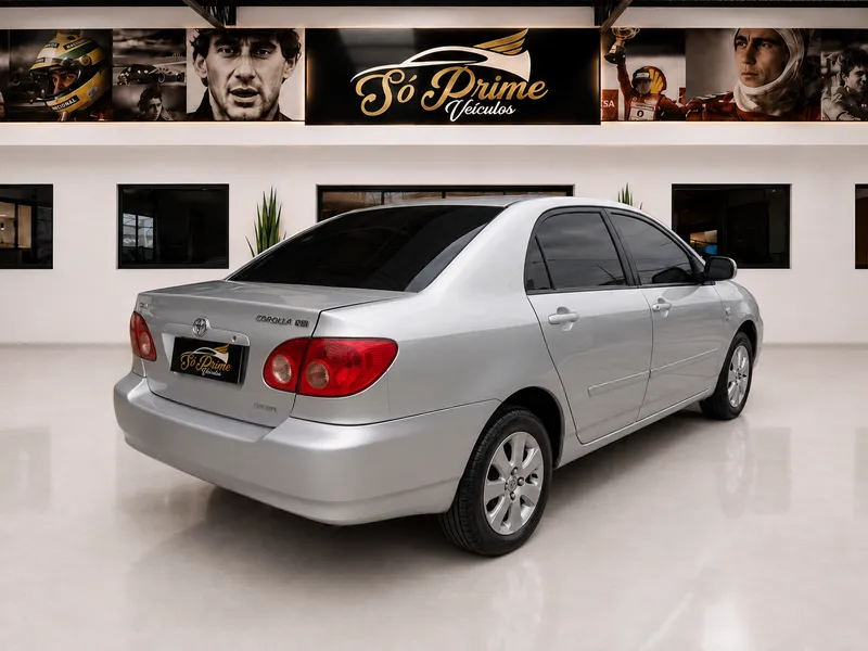Toyota Corolla Prata