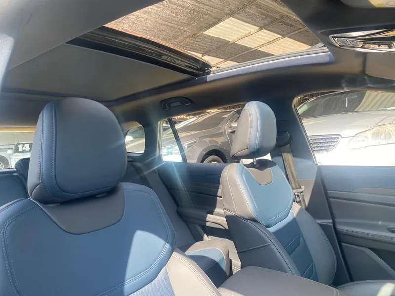 Ford TERRITORY Azul