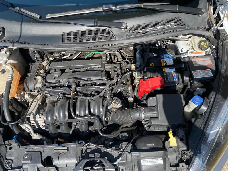 Ford New Fiesta Hatch Branco