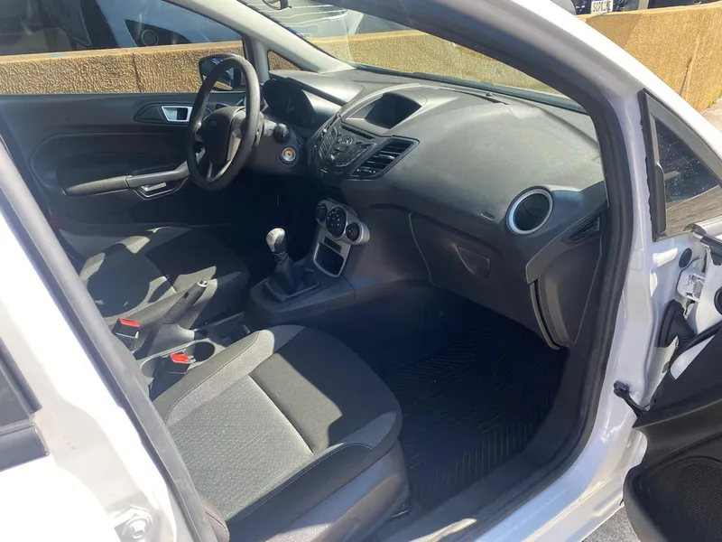 Ford New Fiesta Hatch Branco