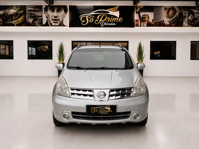 Nissan Livina Prata