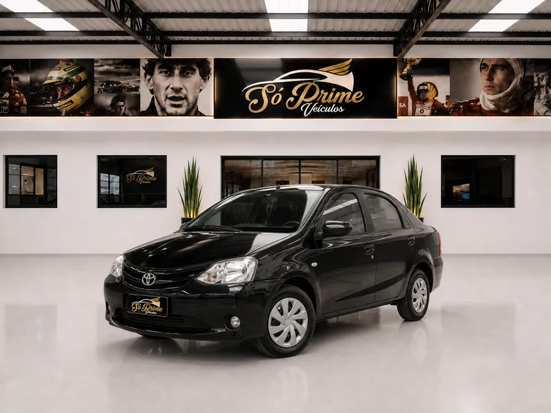 Toyota Etios Sedan Preto