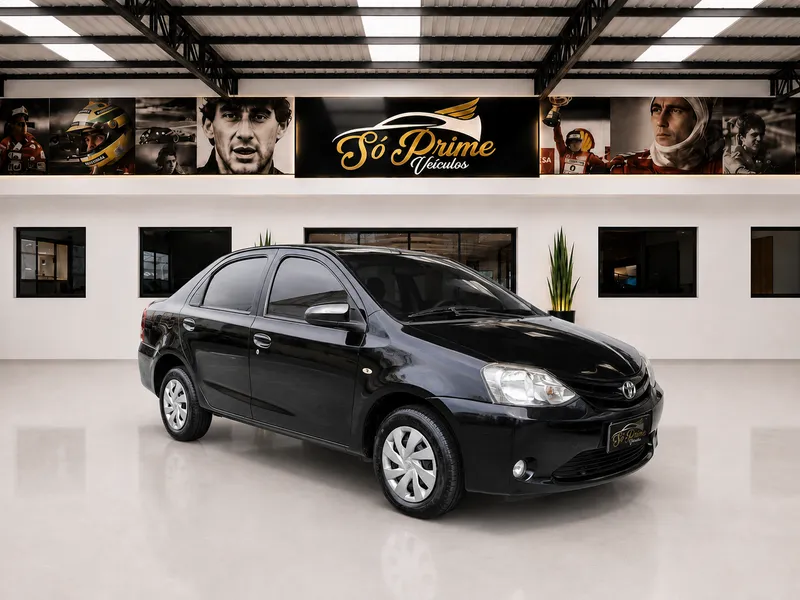 Toyota Etios Sedan Preto