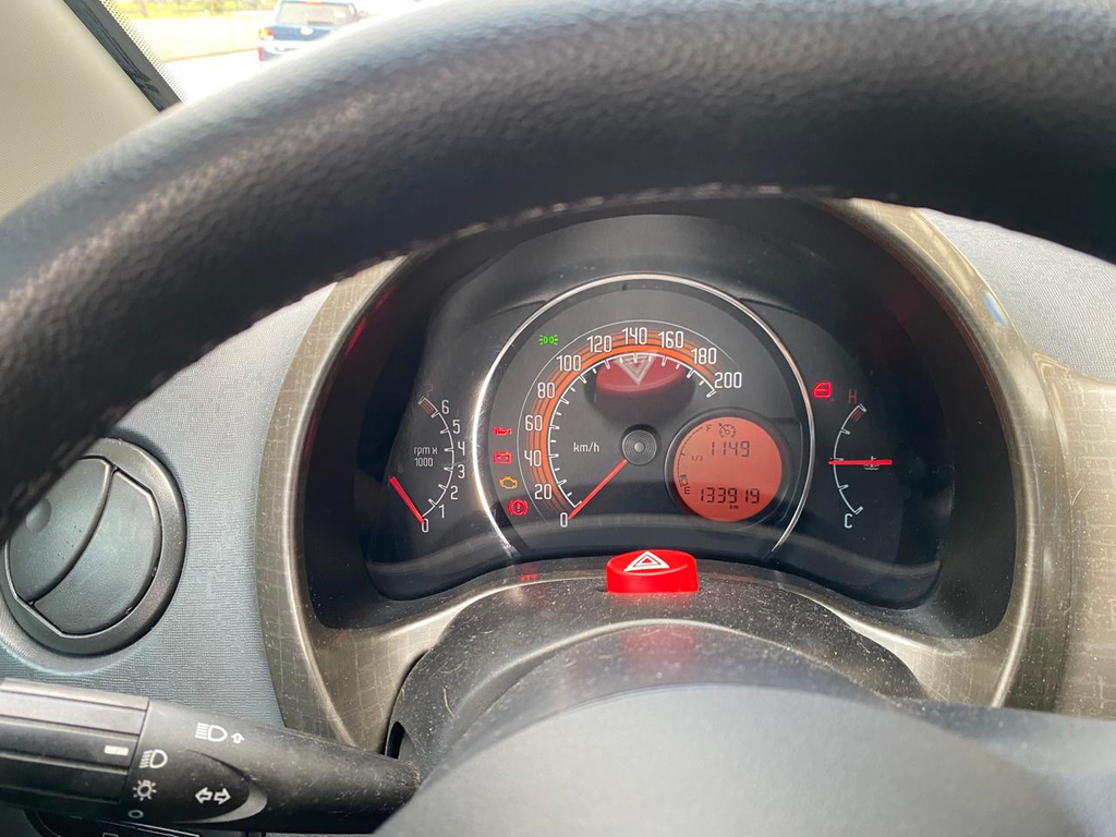 Fiat Uno Cinza