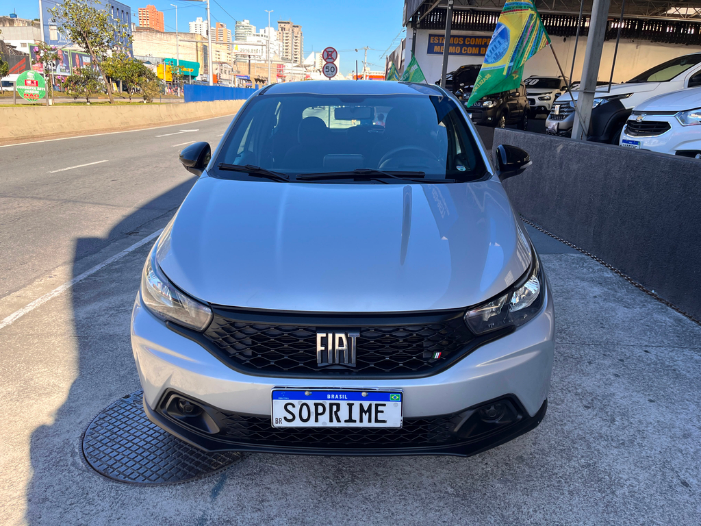 Fiat Argo Prata