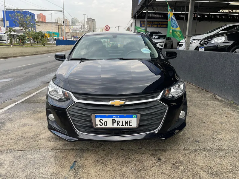 Chevrolet Onix Sedan Preto