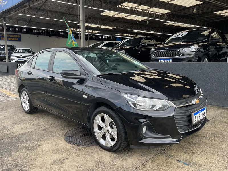 Chevrolet Onix Sedan Preto
